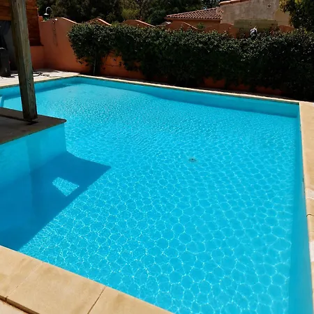 Colandra, 4 Chambres, 10min De Santa Guilia Holiday home *