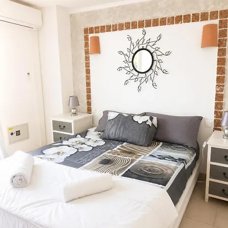 Colandra, 4 Chambres, 10min De Santa Guilia Holiday home